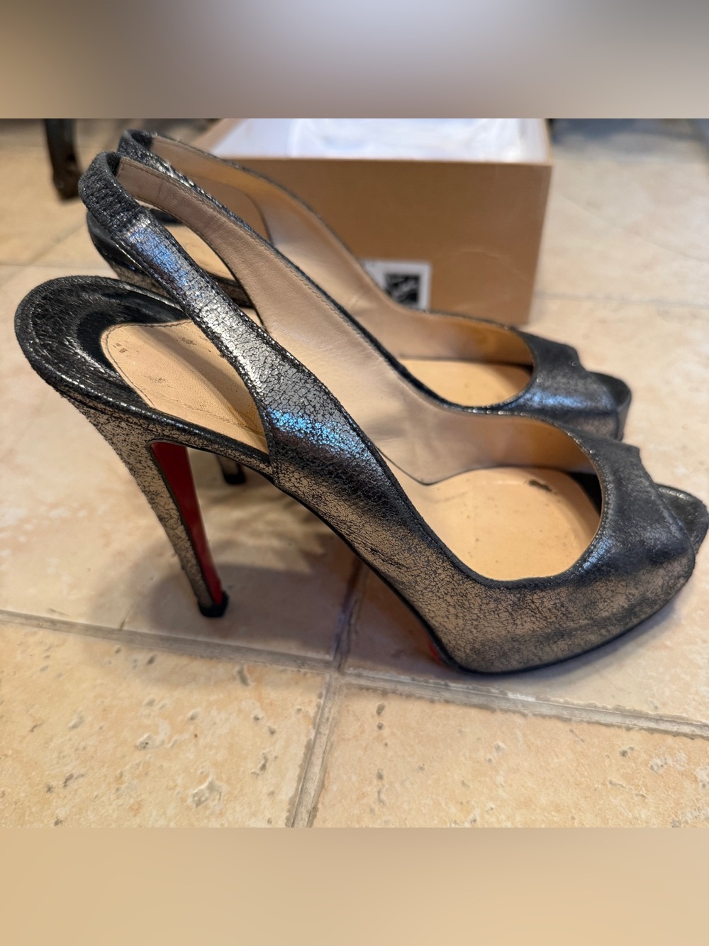 CHRISTIAN LOUBOUTIN Women’s So Private 120 Metallic Slingback Heels 38.5